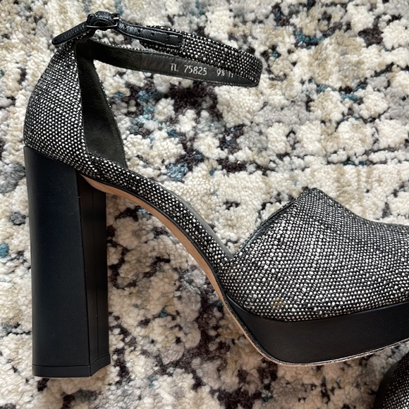 Stuart Weitzman block heels - Picture 8 of 8